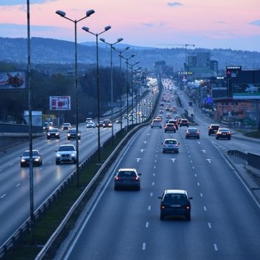Sauvetage insolite sur l'A16 jurassienne : Neuf canetons provoquent une fermeture d'autoroute