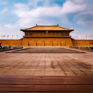 Sommet à Pékin : Quand le faste diplomatique masque les profondes divergences sino-américaines