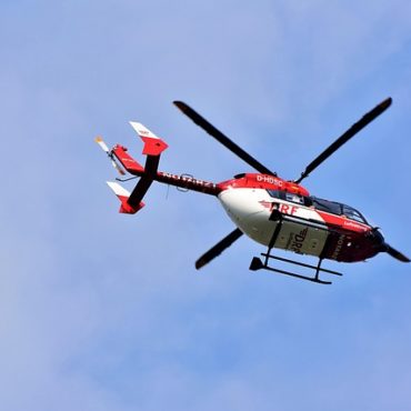 Sauvetage en Valais : le calvaire d'une skieuse blesse les procédures et relance la querelle aérienne