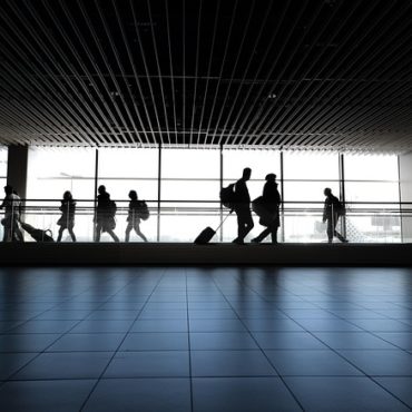 L'Incroyable Ruée Horlogère: La Swatch-AP Affole les Aéroports Suisses