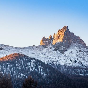 Courchevel : L'Affaissement Alarmant d'une Retenue d'Eau Stratégique Sème l'Inquiétude