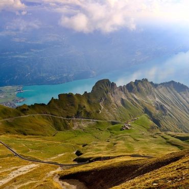Blatten, un an après: quand la nature redessine le Lötschental