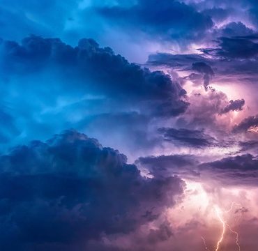 Alerte Météo: La Suisse romande face à un dimanche orageux et potentiellement violent
