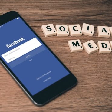 Le virage payant de Meta: La fin du "tout gratuit" sur Facebook, Instagram et WhatsApp?