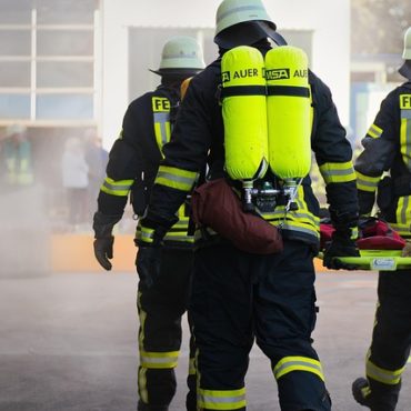 Un incendie ravage une halle industrielle à Monthey