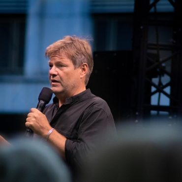 Sénatoriales dans le Maine : Graham Platner abandonne après des allégations de viol