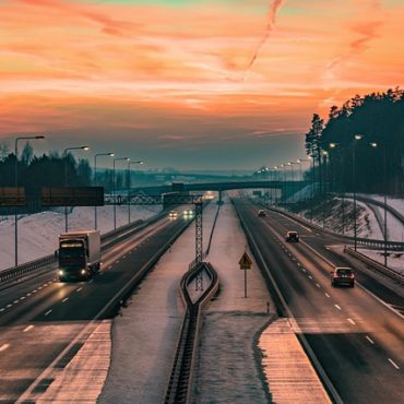 A2 bei Luzern: Lastwagen und Auto kollidieren im Berufsverkehr